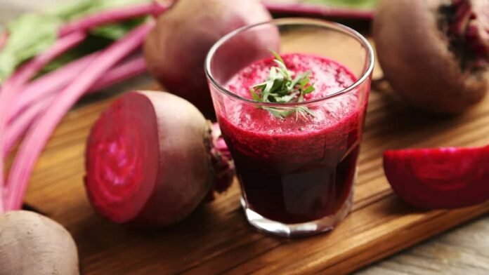 Suco simples de fazer que traz benefícios para a saúde é rico em nutrientes